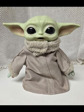 Star Wars Grogu Plush Doll in Light Green with Beige Coat